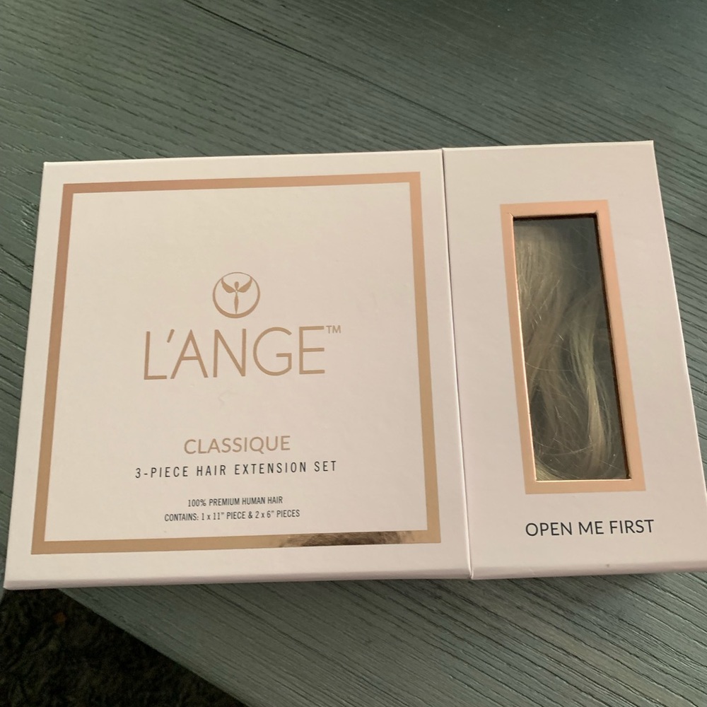 Last Price Drop. L’ANGE 3 Piece Hair Extension NEW
